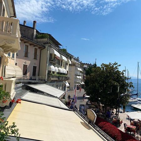 Casa Elisabetta, Affacciata Sul Golfo Appartement Salò Buitenkant foto